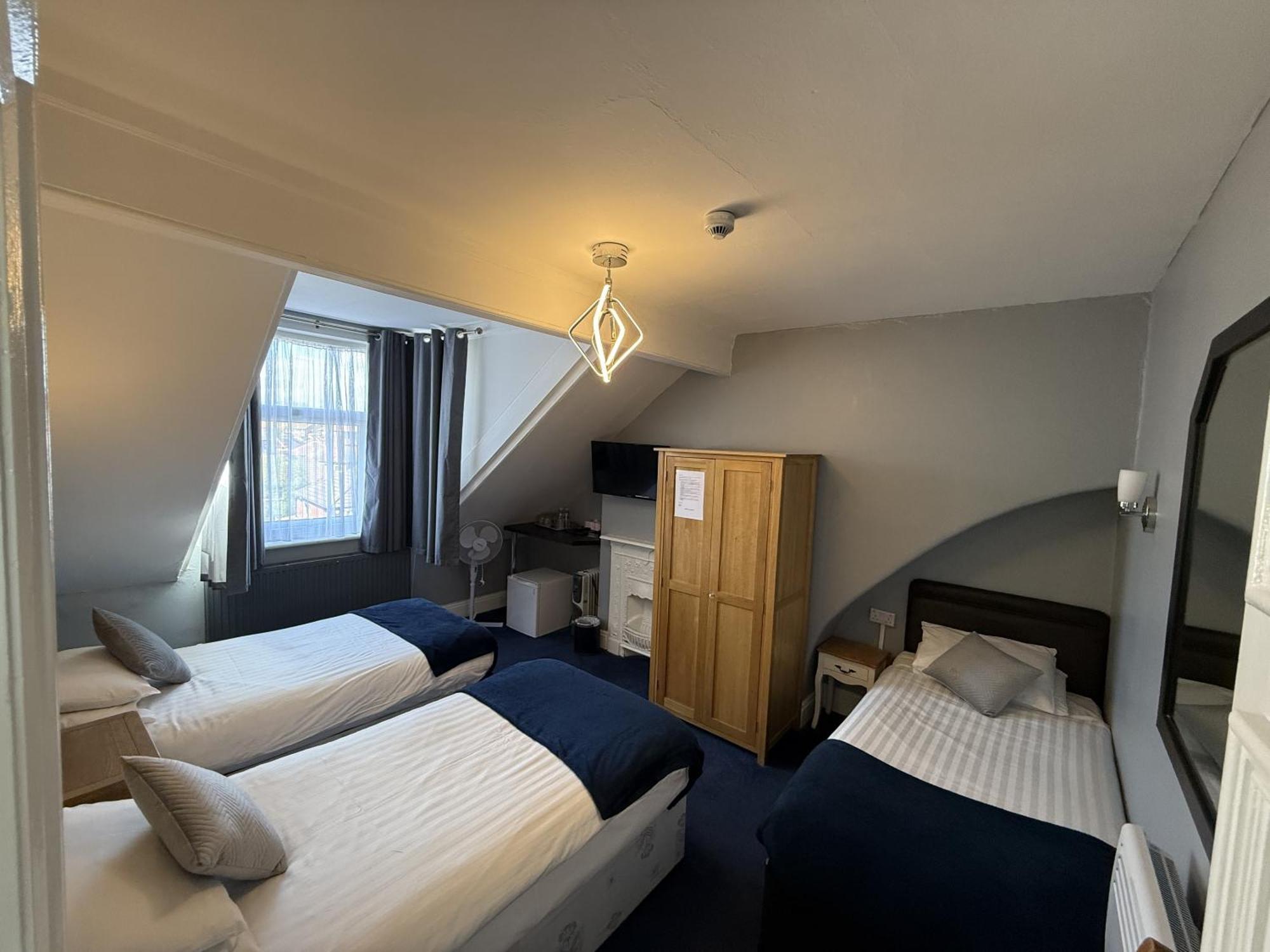 Diamonds Guest House — Photos 3